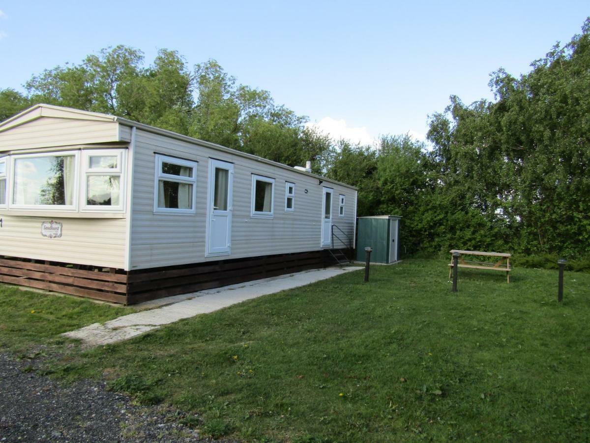 Fenlake Holiday Accommodation Metheringham Exterior foto